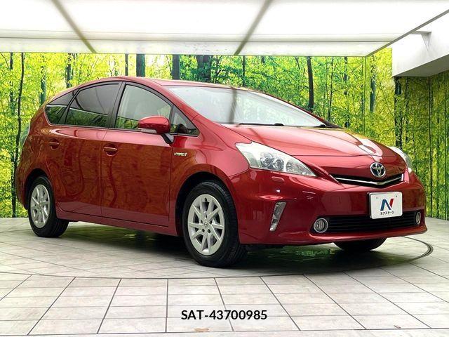 Toyota PRIUS ALPHA 2012-10 7619384-16