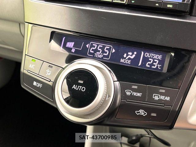 Toyota PRIUS ALPHA 2012-10 7619384-6