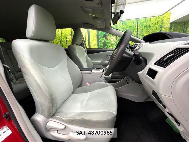 Toyota PRIUS ALPHA 2012-10 7619384-8