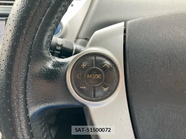 Toyota PRIUS ALPHA 2011-12 7619385-16