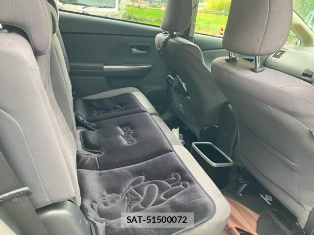 Toyota PRIUS ALPHA 2011-12 7619385-8