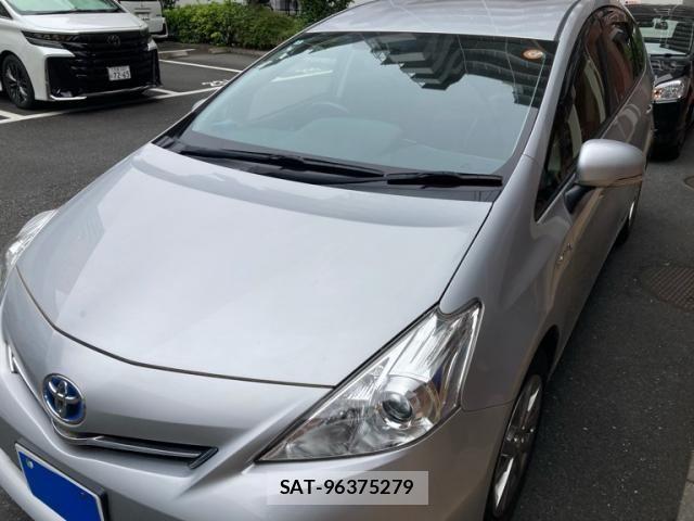 Toyota PRIUS ALPHA 2014-02 7619388-2