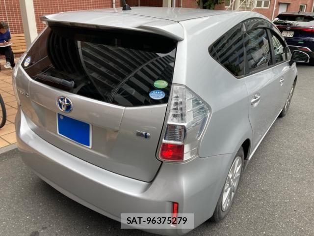 Toyota PRIUS ALPHA 2014-02 7619388-4