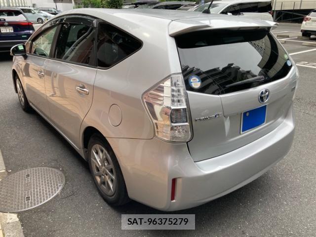 Toyota PRIUS ALPHA 2014-02 7619388-5