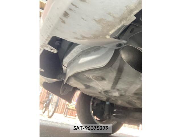 Toyota PRIUS ALPHA 2014-02 7619388-7