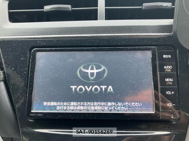 Toyota PRIUS ALPHA 2015-05 7619375-14