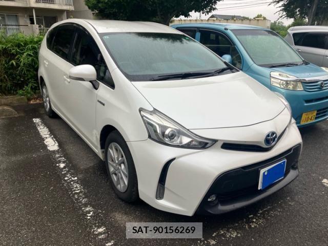 Toyota PRIUS ALPHA 2015-05 7619375-1