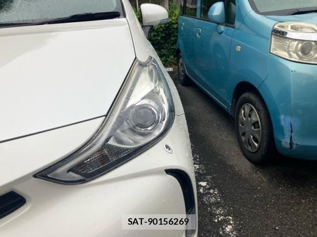 Toyota PRIUS ALPHA 2015-05 7619375-3
