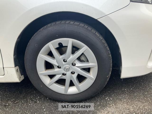 Toyota PRIUS ALPHA 2015-05 7619375-5