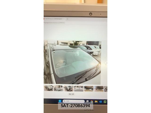 Toyota PRIUS ALPHA 2012-11 7619380-10