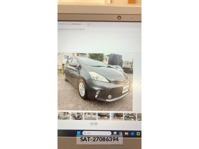 Toyota PRIUS ALPHA 2012-11 7619380-11