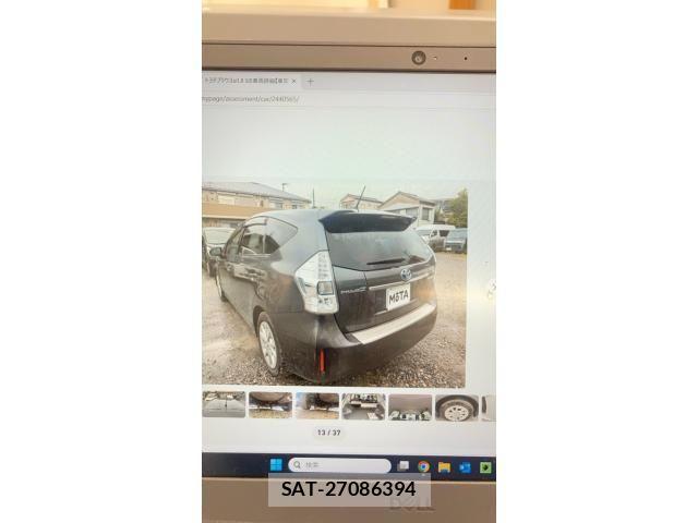 Toyota PRIUS ALPHA 2012-11 7619380-13