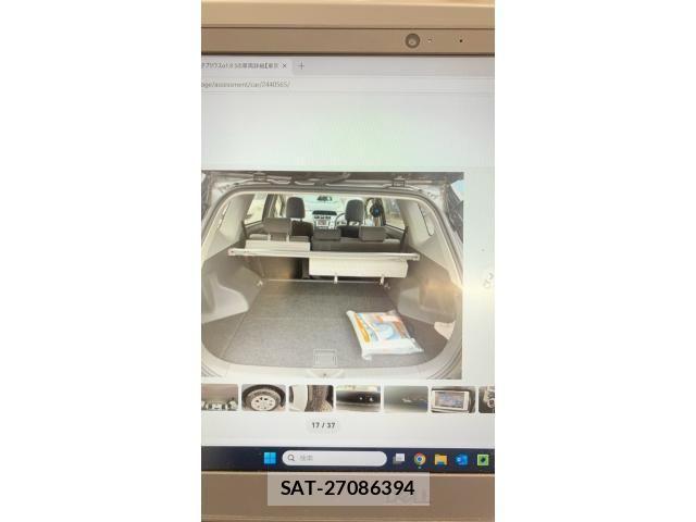 Toyota PRIUS ALPHA 2012-11 7619380-17