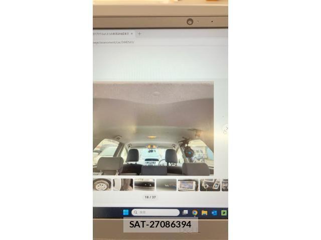 Toyota PRIUS ALPHA 2012-11 7619380-18