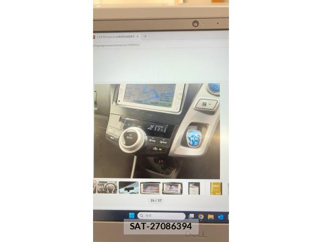 Toyota PRIUS ALPHA 2012-11 7619380-23