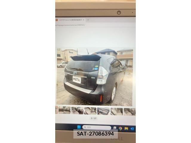 Toyota PRIUS ALPHA 2012-11 7619380-2