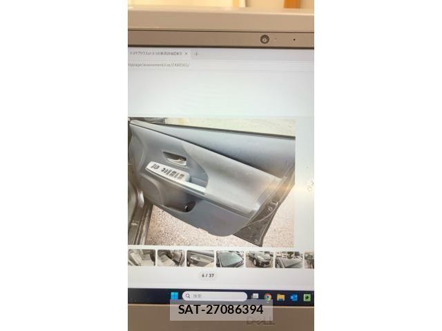 Toyota PRIUS ALPHA 2012-11 7619380-6
