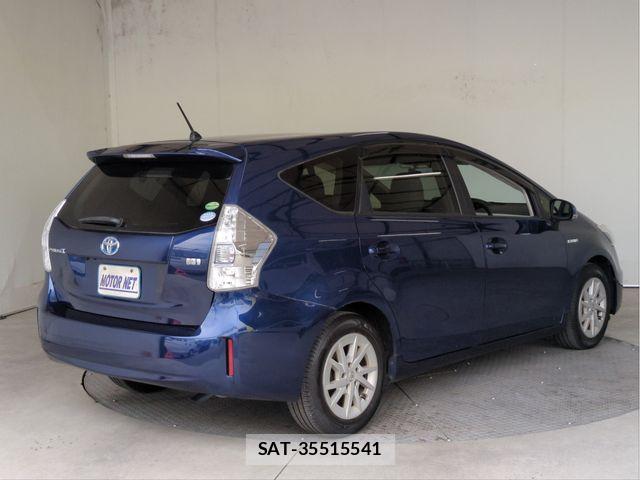 Toyota PRIUS ALPHA 2014-01 7619372-1
