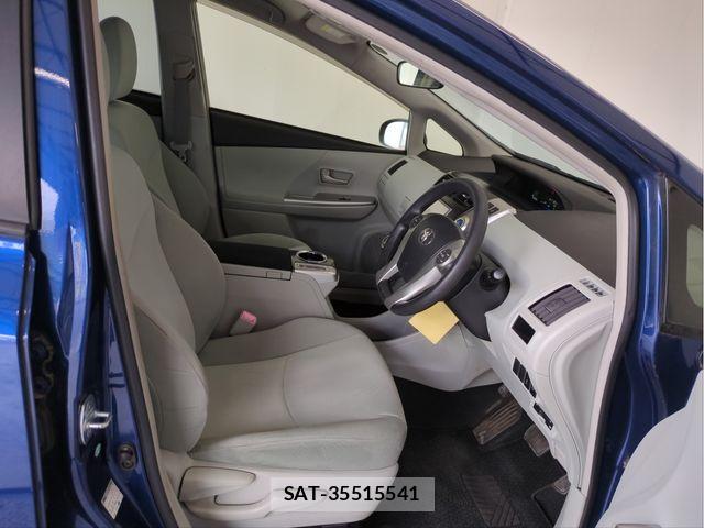 Toyota PRIUS ALPHA 2014-01 7619372-26