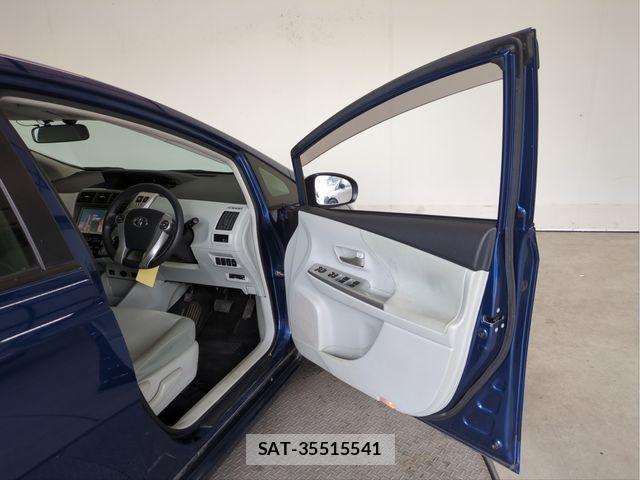 Toyota PRIUS ALPHA 2014-01 7619372-28
