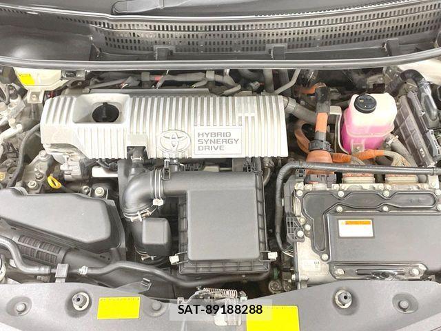 Toyota PRIUS ALPHA 2013-03 7619369-17