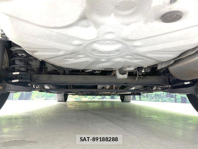 Toyota PRIUS ALPHA 2013-03 7619369-18