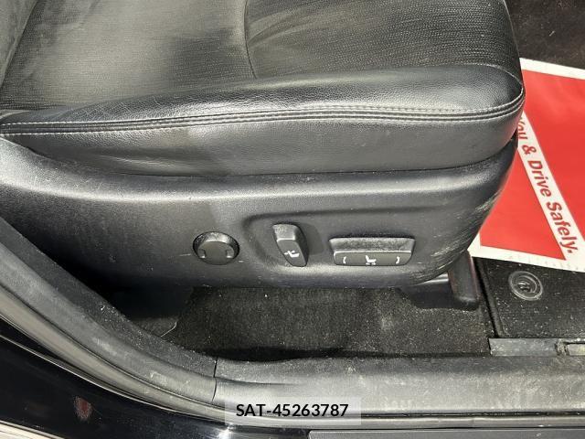 Toyota PRIUS ALPHA 2015-05 7619370-22