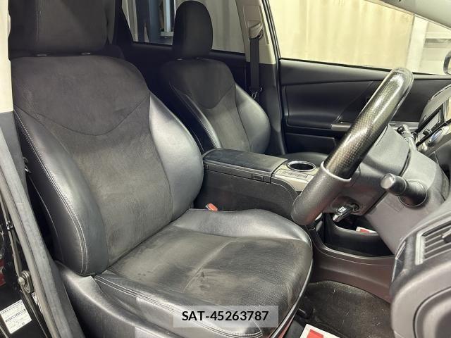 Toyota PRIUS ALPHA 2015-05 7619370-26