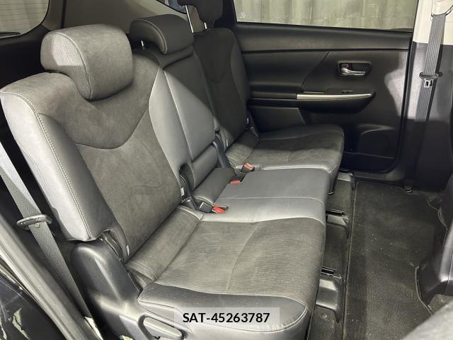 Toyota PRIUS ALPHA 2015-05 7619370-28