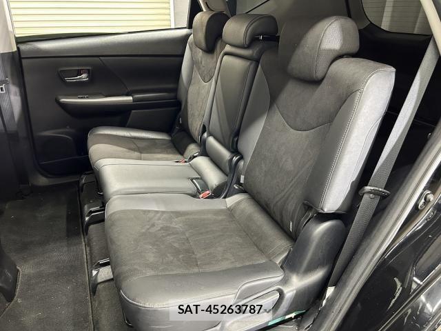 Toyota PRIUS ALPHA 2015-05 7619370-29