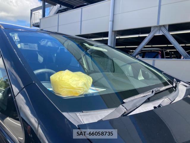 Toyota PRIUS ALPHA 2011-08 7619395-10