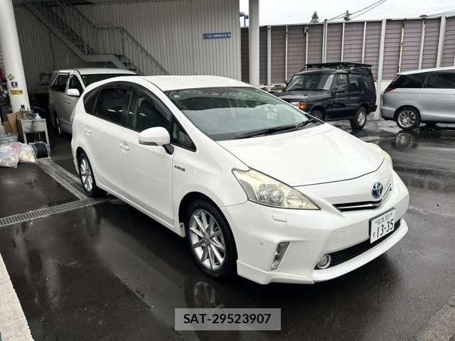 Toyota PRIUS ALPHA 2011-11 7619371-5