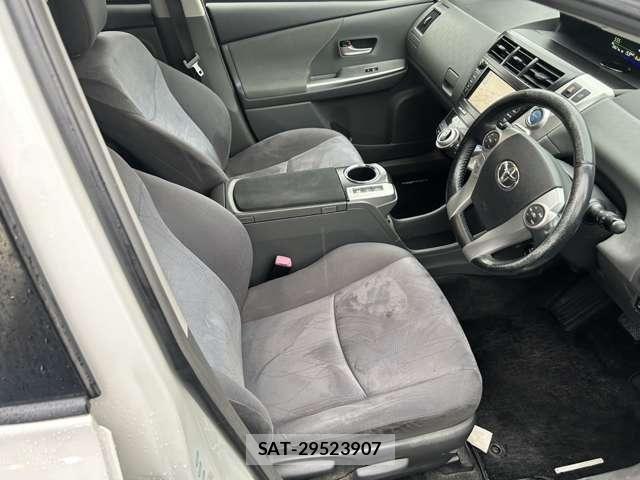 Toyota PRIUS ALPHA 2011-11 7619371-7