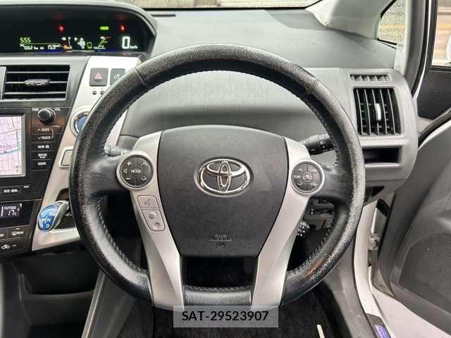 Toyota PRIUS ALPHA 2011-11 7619371-8