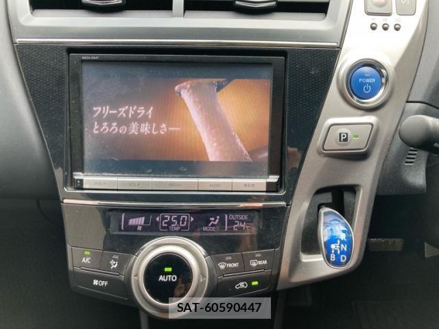 Toyota PRIUS ALPHA 2015-09 7619379-17