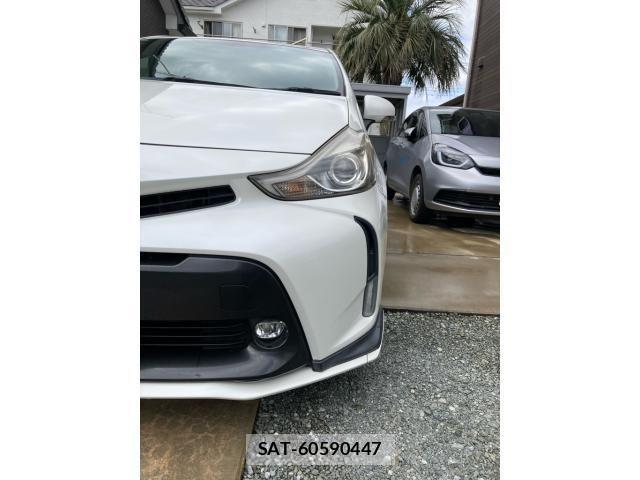 Toyota PRIUS ALPHA 2015-09 7619379-4