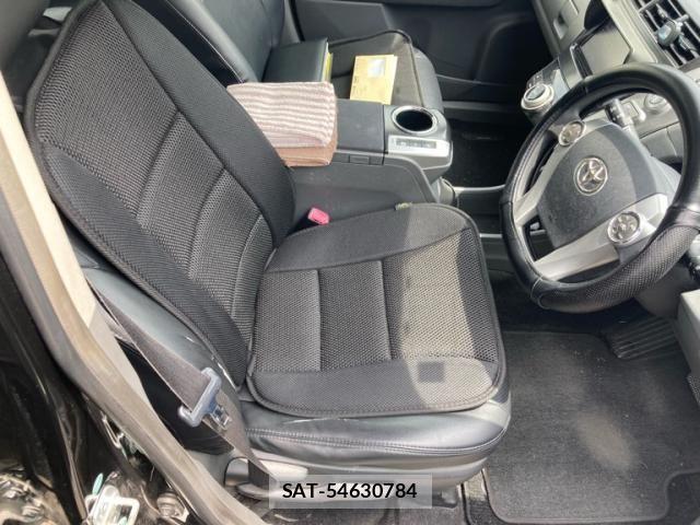 Toyota PRIUS ALPHA 2014-01 7619389-9