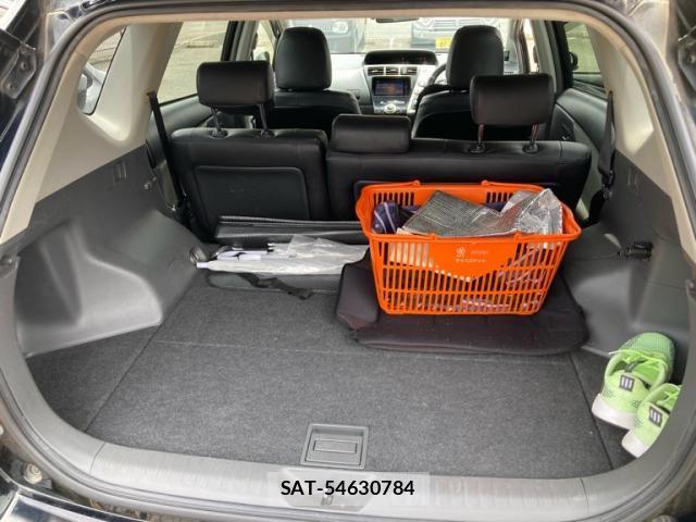 Toyota PRIUS ALPHA 2014-01 7619389-13