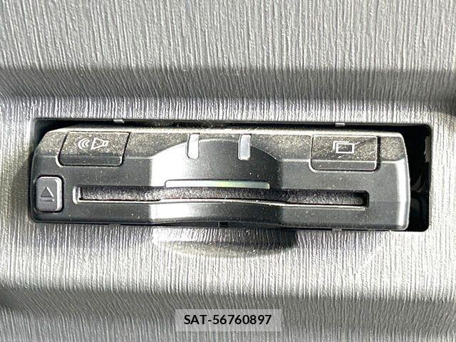 Toyota PRIUS ALPHA 2013-01 7619373-5
