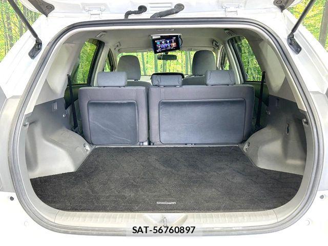 Toyota PRIUS ALPHA 2013-01 7619373-8