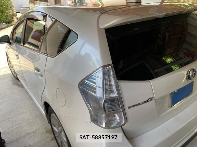 Toyota PRIUS ALPHA 2013-04 7619381-11