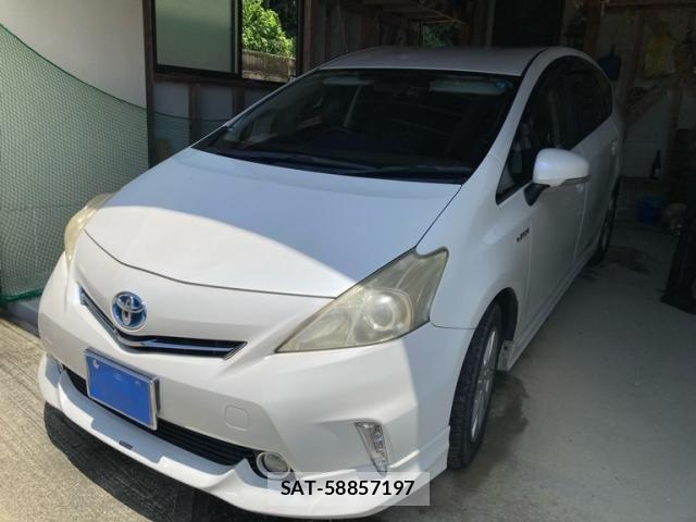 Toyota PRIUS ALPHA 2013-04 7619381-1