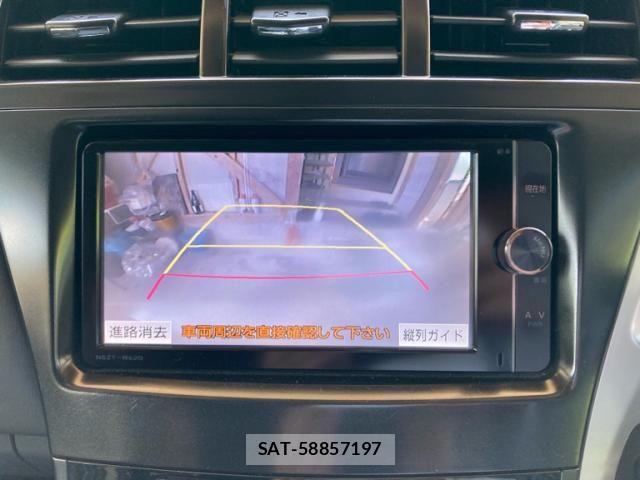 Toyota PRIUS ALPHA 2013-04 7619381-26