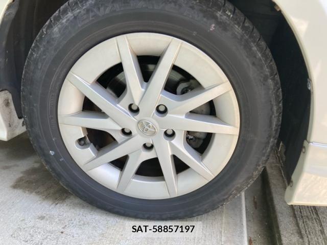 Toyota PRIUS ALPHA 2013-04 7619381-5
