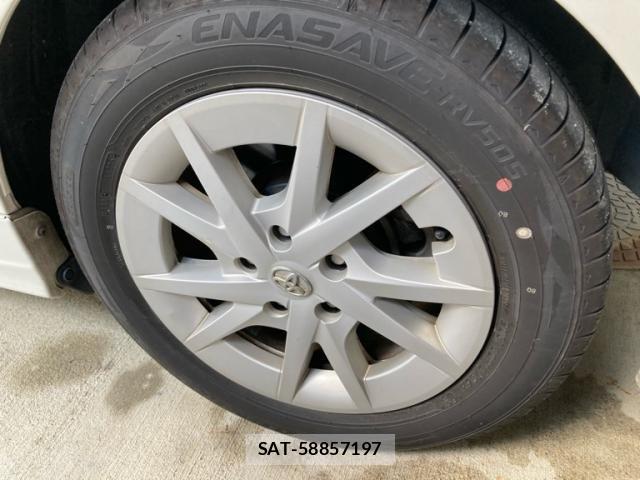 Toyota PRIUS ALPHA 2013-04 7619381-8