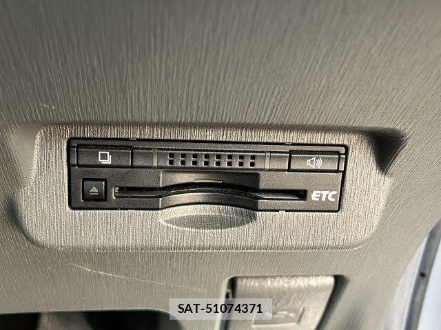 Toyota PRIUS ALPHA 2012-10 7619368-15