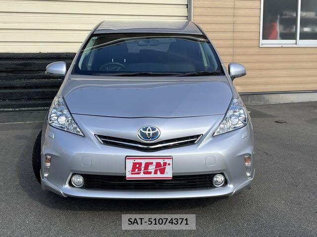Toyota PRIUS ALPHA 2012-10 7619368-21
