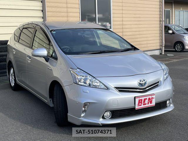 Toyota PRIUS ALPHA 2012-10 7619368-6