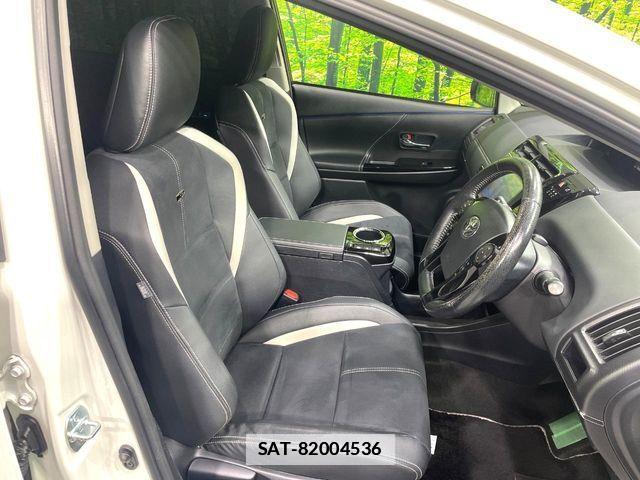 Toyota PRIUS ALPHA 2017-02 7727511-9