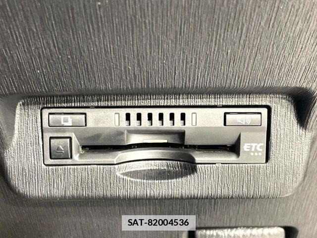 Toyota PRIUS ALPHA 2017-02 7727511-5